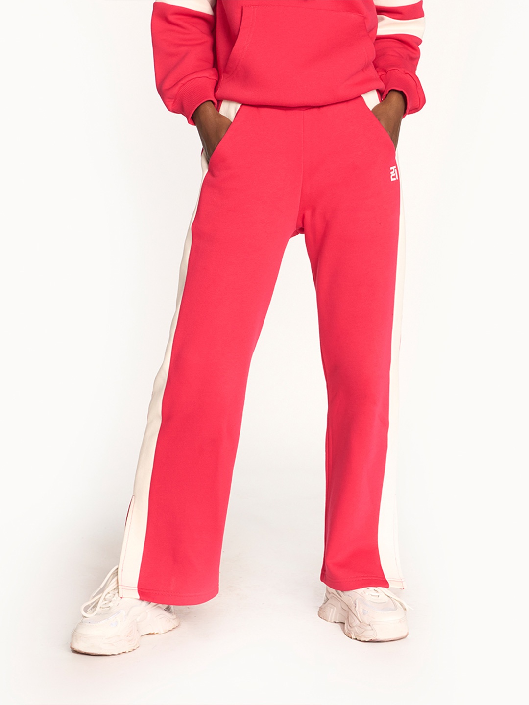 

Hunnit Relaxed Fit Mid Rise Straight Track Pants with Pockets, Pink