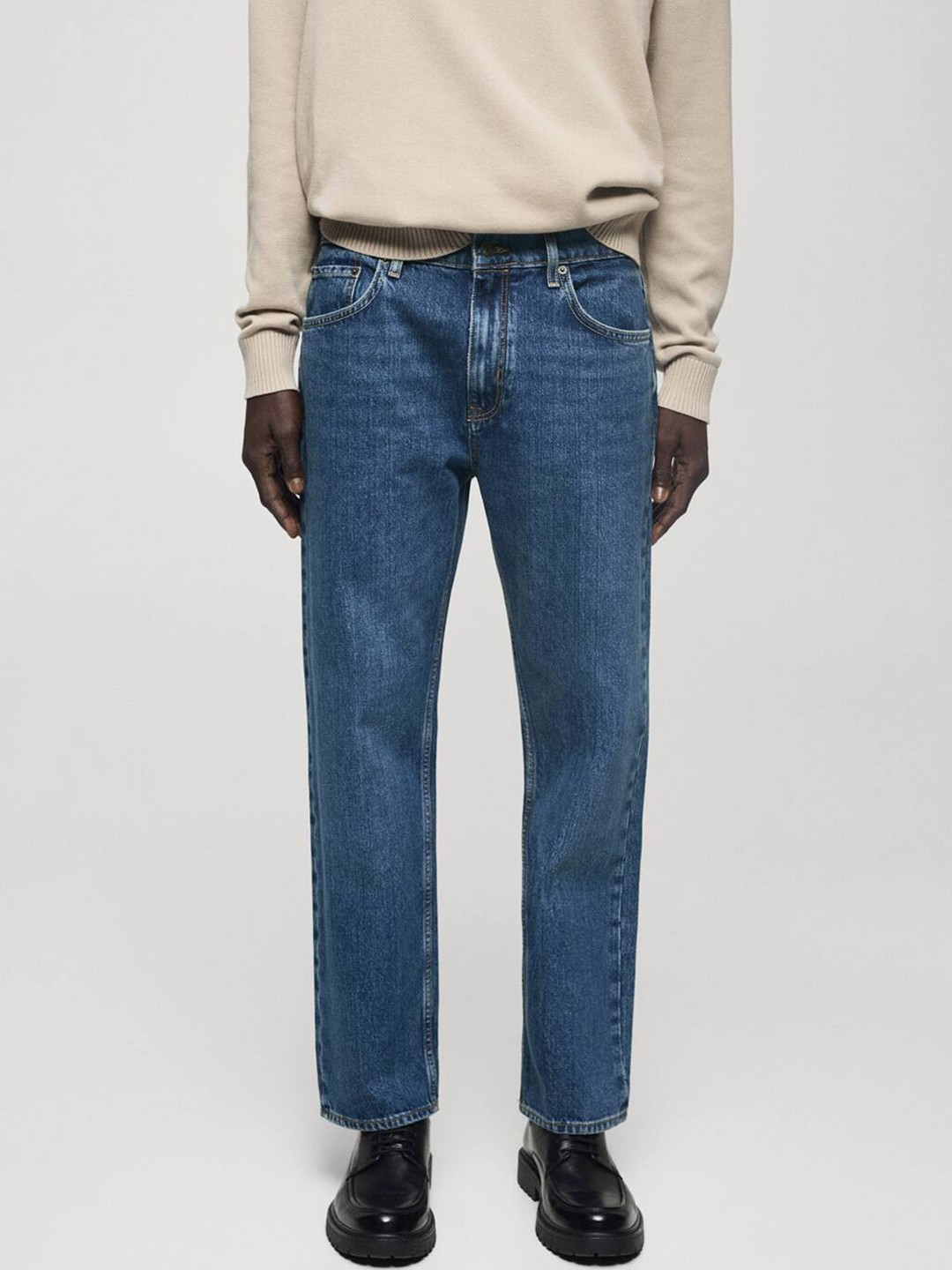

MANGO MAN Men Straight Fit Pure Cotton Jeans, Navy blue