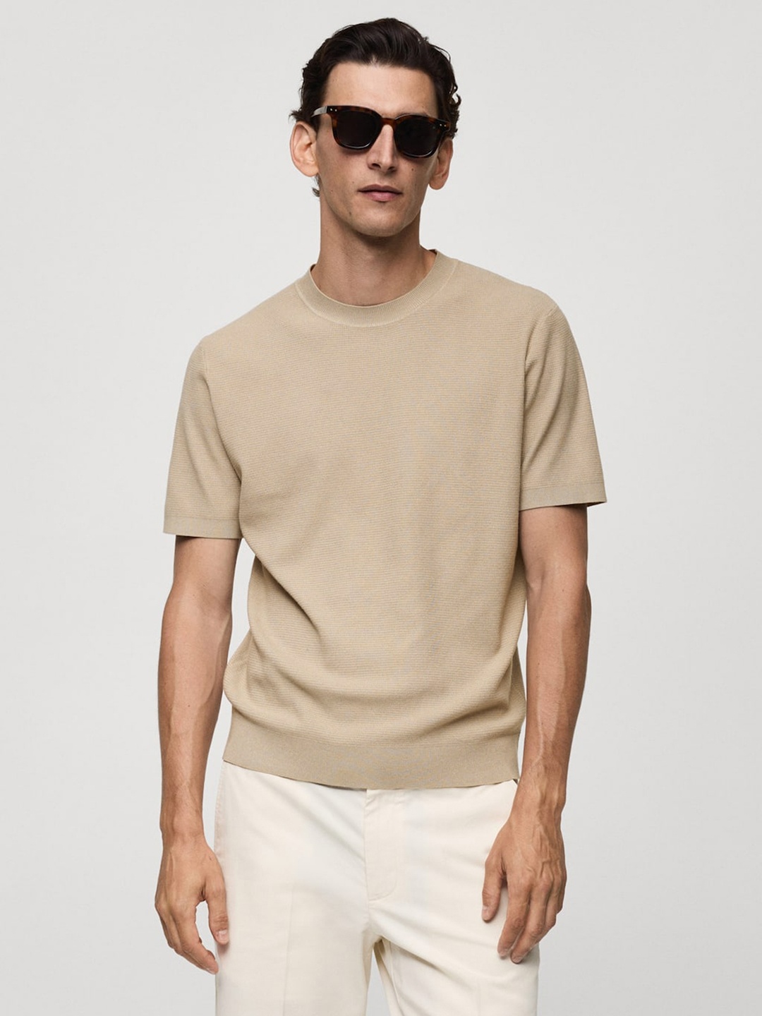 

MANGO MAN Textured T-shirt, Beige