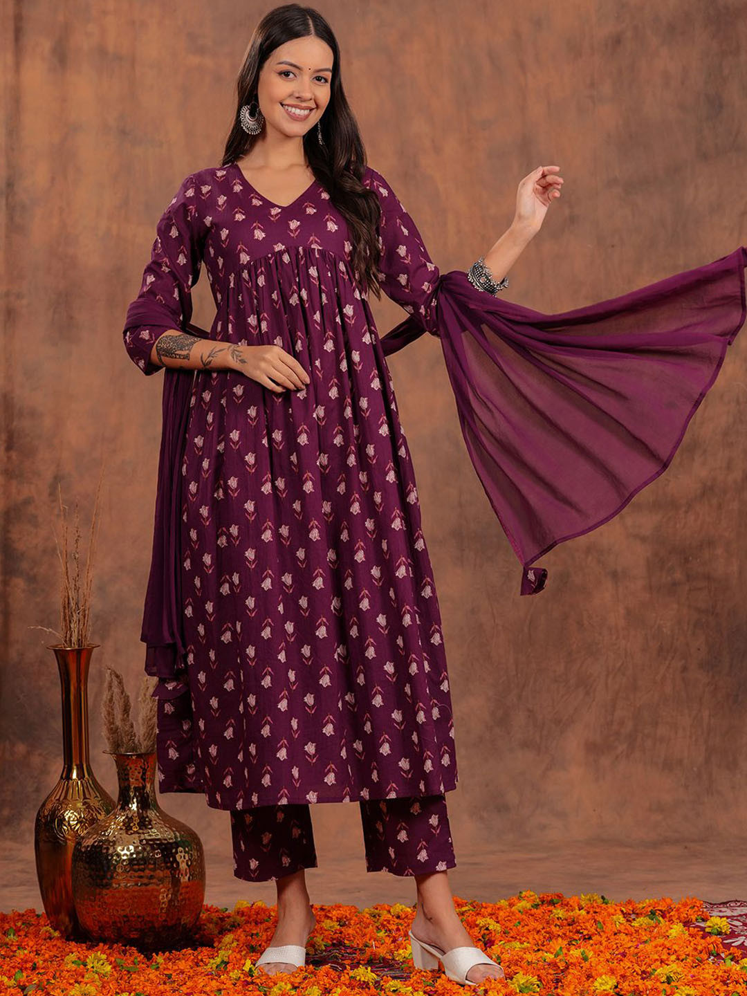 

SHIONS Floral Printed Empire Pure Cotton Anarkali Kurta with Trousers & Dupatta, Magenta