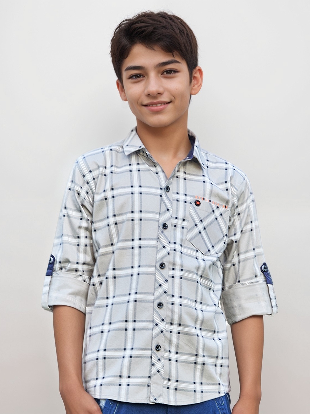 

MashUp Boys Classic Checked Opaque Casual Shirt With Printed T-shirt, Grey