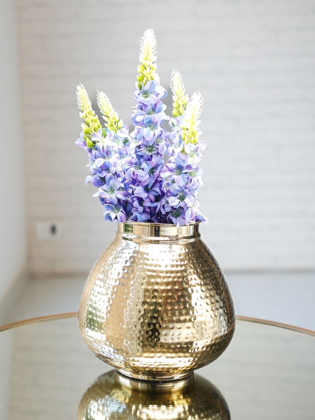 

BEHOMA Gold Toned 2 Pcs Textured Metal Matki Vase & Artificial Lavender Lupin Flowers Set