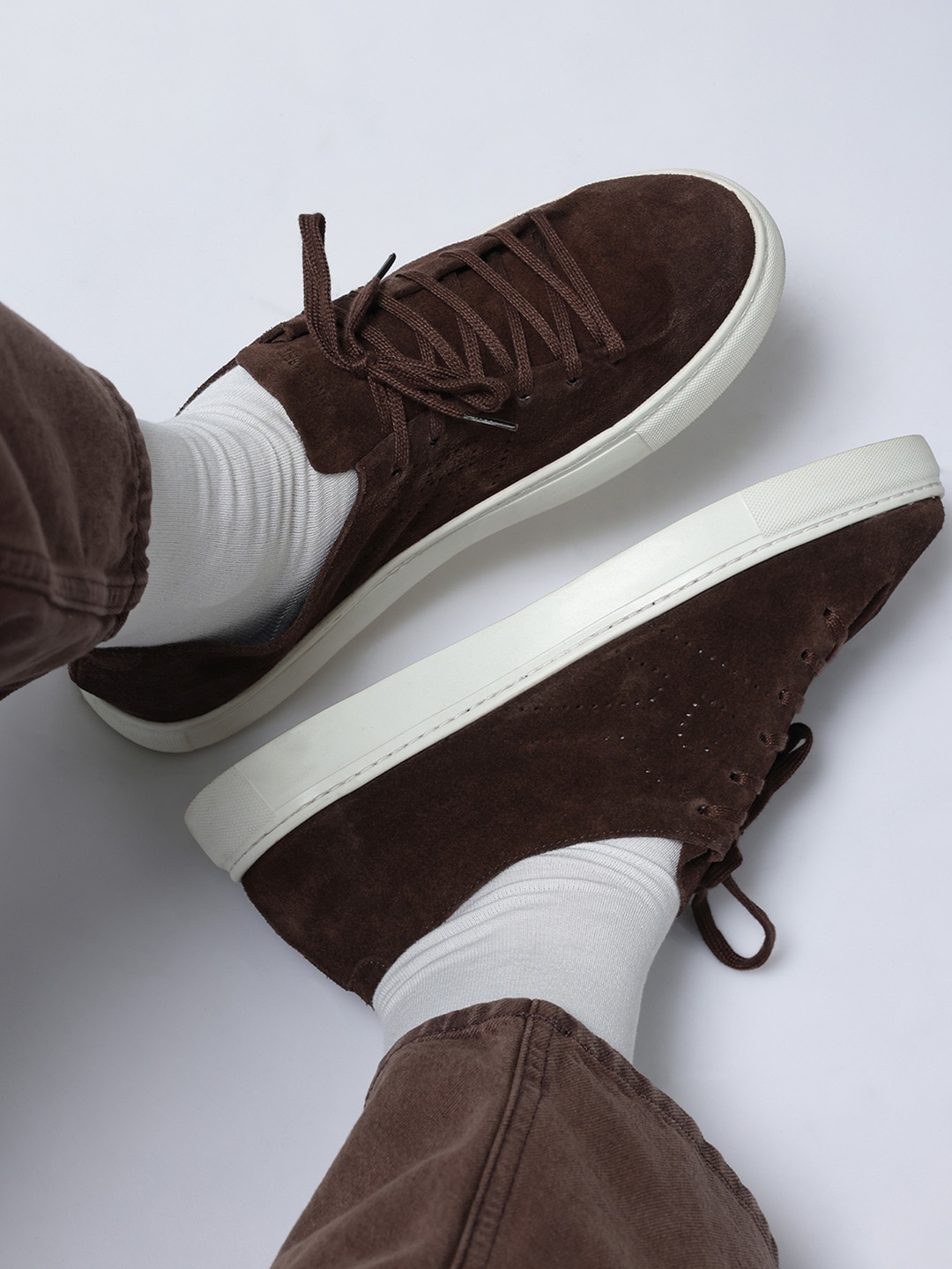 

RARE RABBIT Men Suede Sneakers, Brown