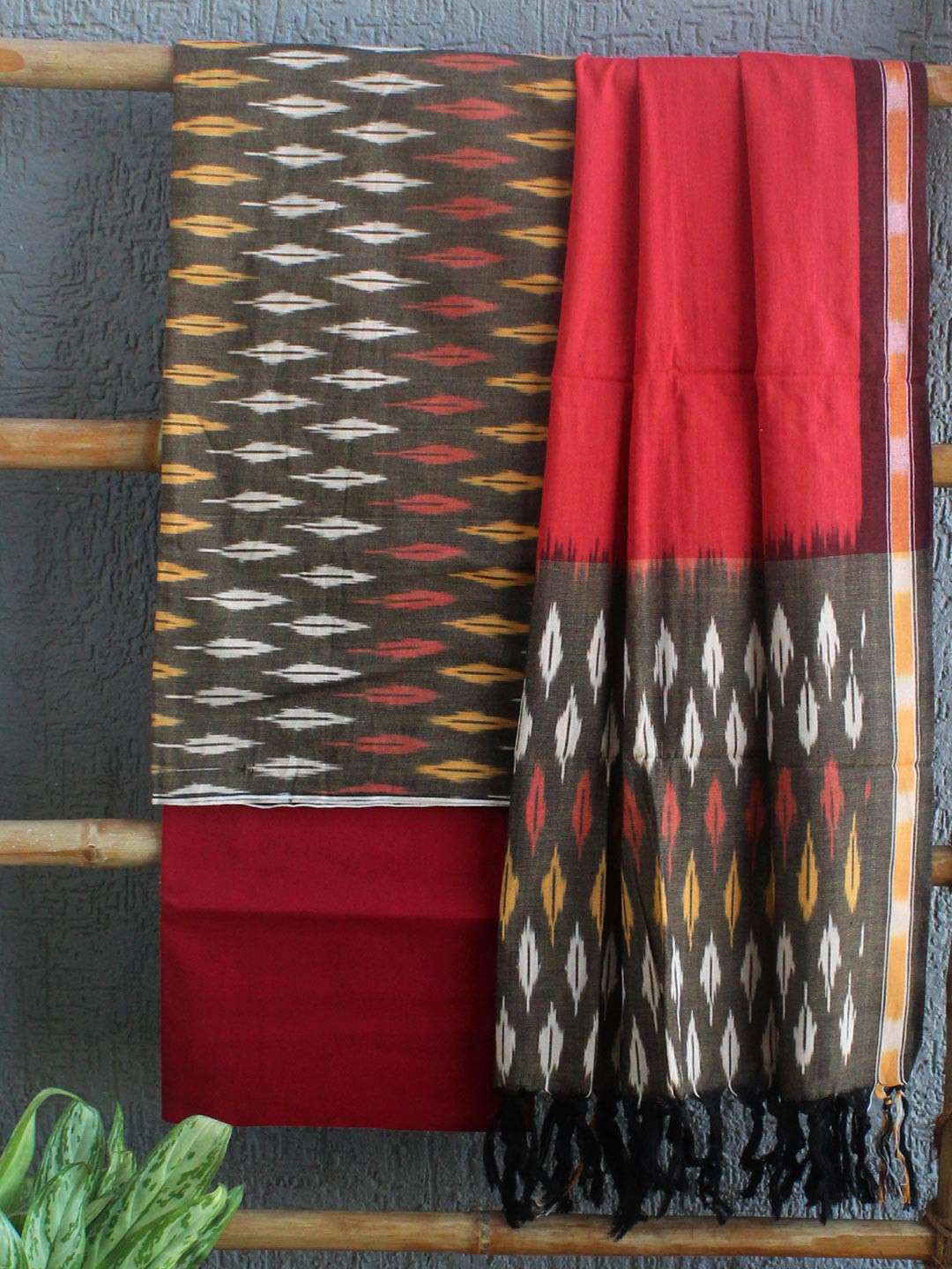 

Weaves of Tradition Geometric Woven Design Pure Cotton Unstitched Dress Material, Black