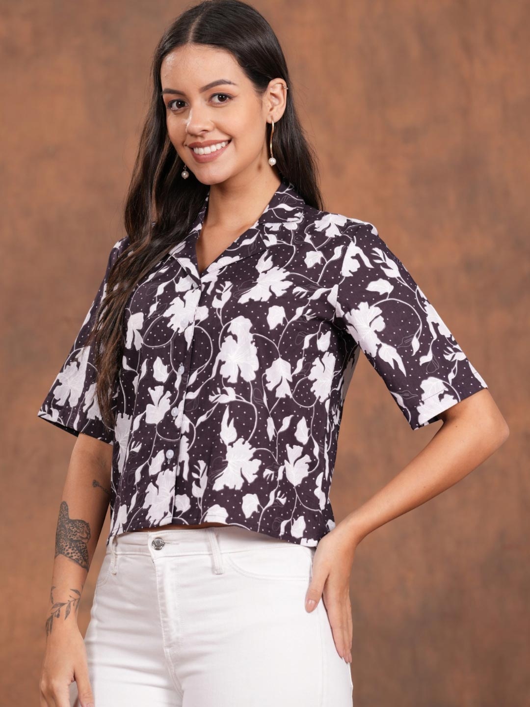 

SHIONS Women Original Floral Printed Cuban Collar Casual Crop Shirt, Brown