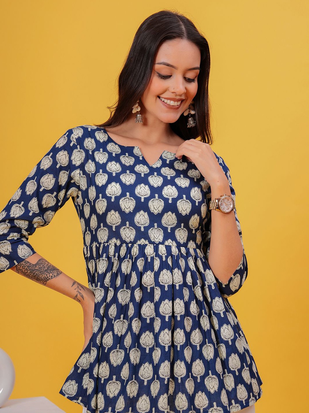 

SHIONS Women Floral Printed Round Neck Peplum Pure Cotton Top, Blue