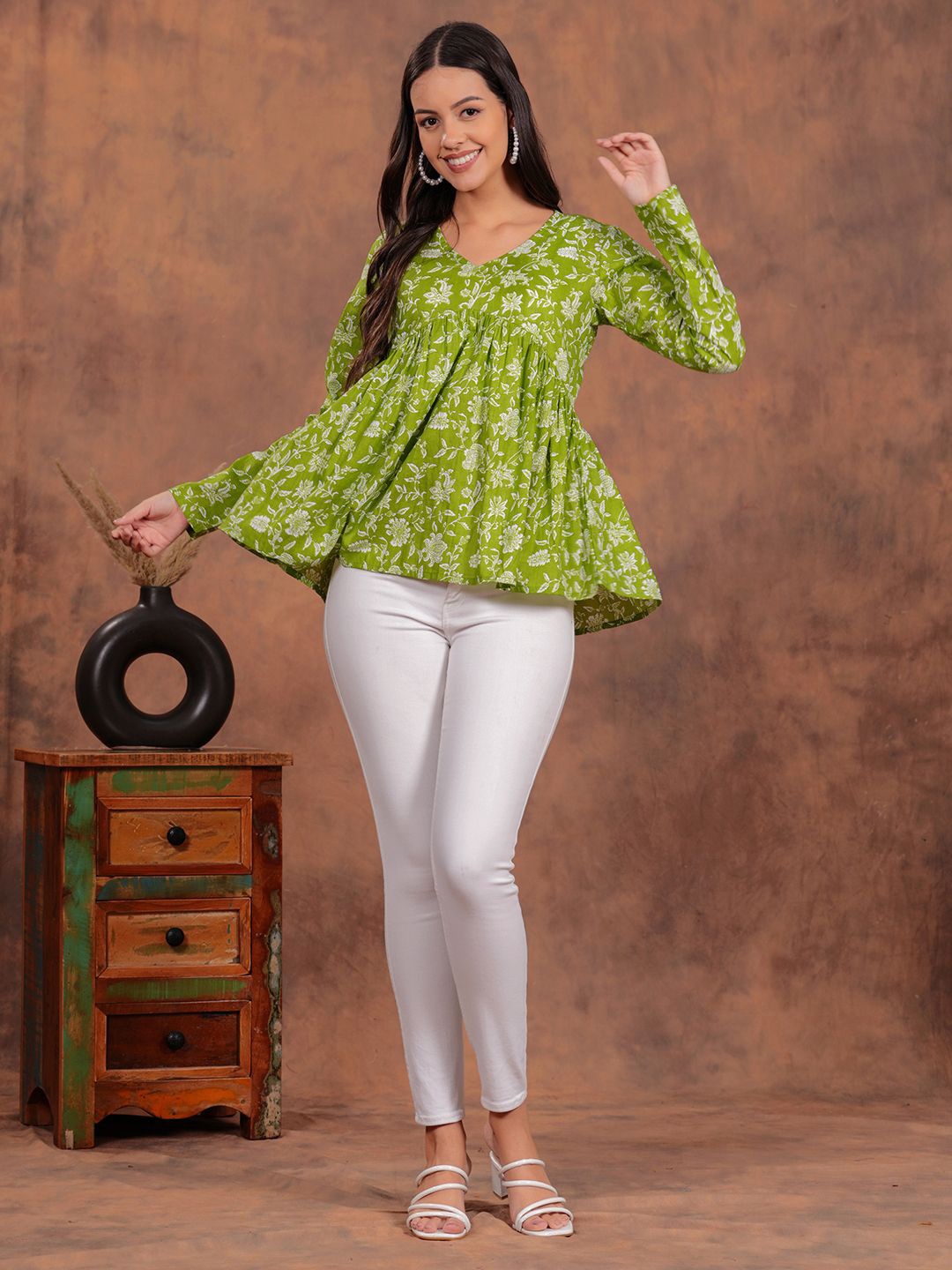 

SHIONS Floral Printed Empire Cotton Top, Green