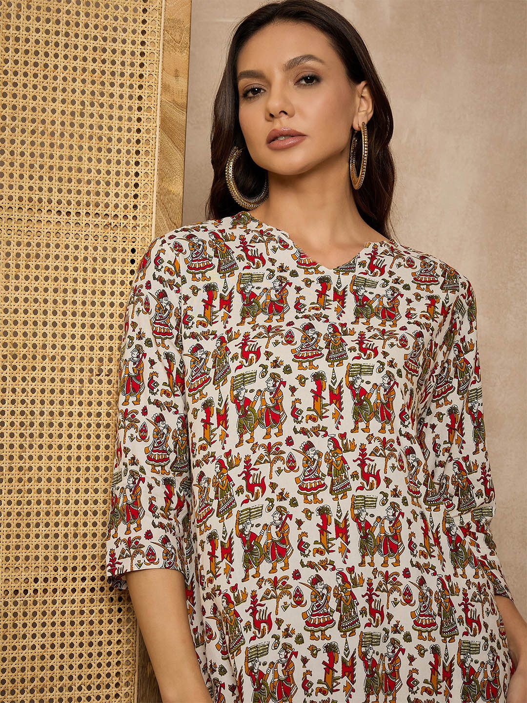 

TANISHA Ethnic Motfis Printed V-Neck Tunic With Trousers, Beige