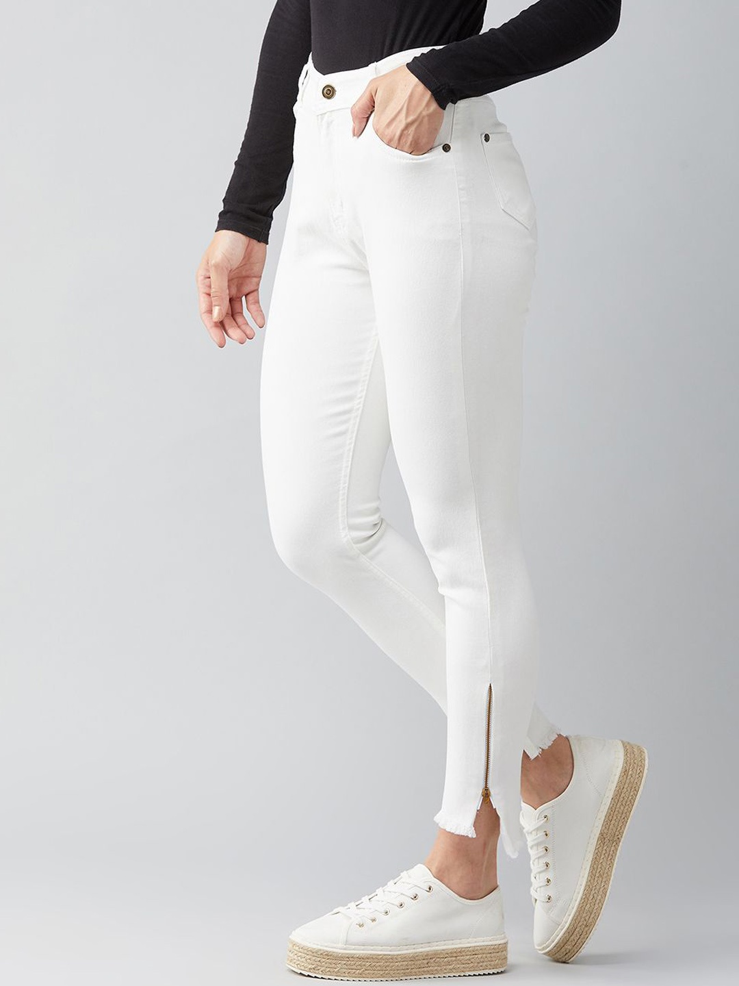 

DOLCE CRUDO Women Skinny Fit High-Rise Stretchable Jeans, White