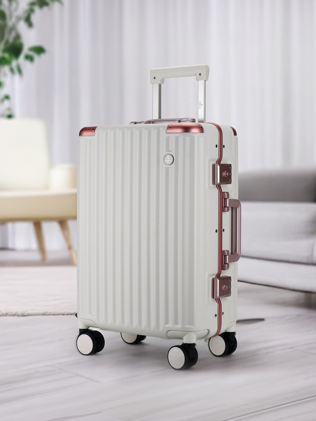 

THE CLOWNFISH Stark Unisex Hard Sided Cabin Trolley Suitcase, White