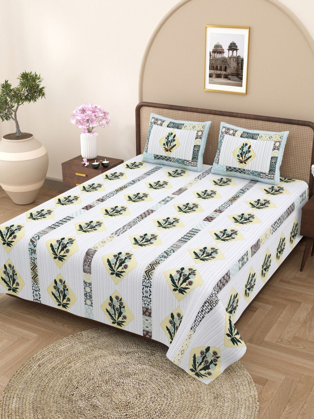 

Plarsh Comfort White & Yellow Floral Pure Cotton 180 TC King Bedsheet with 2 Pillow Covers