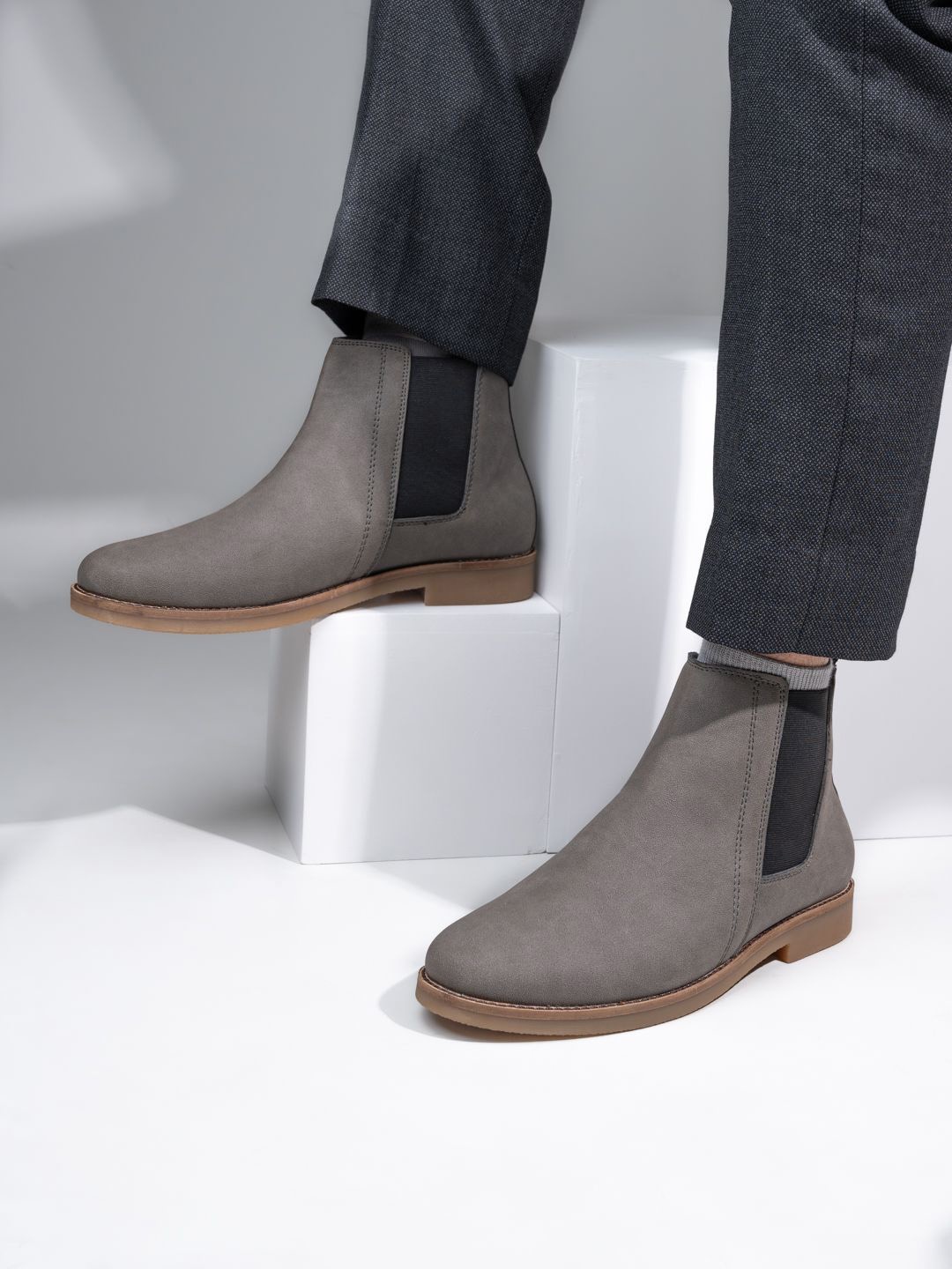 

FRANKROMELLO Men Mid-Top Chelsea Boots, Grey