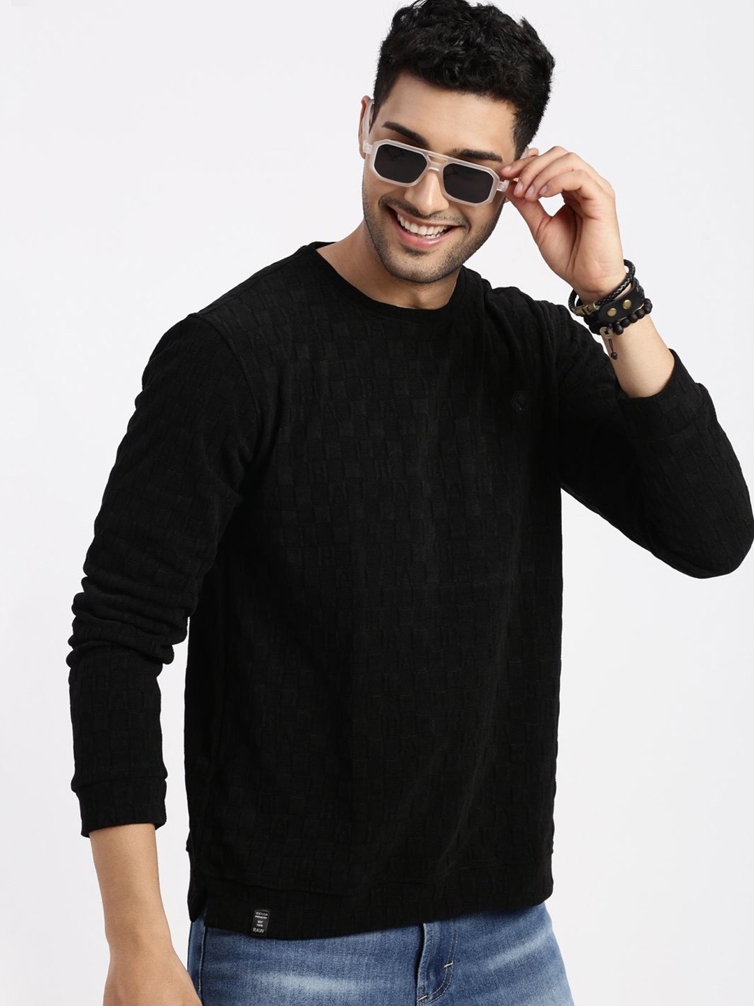 

SHOWOFF Men Self Design Round Neck Sweatshirt, Black