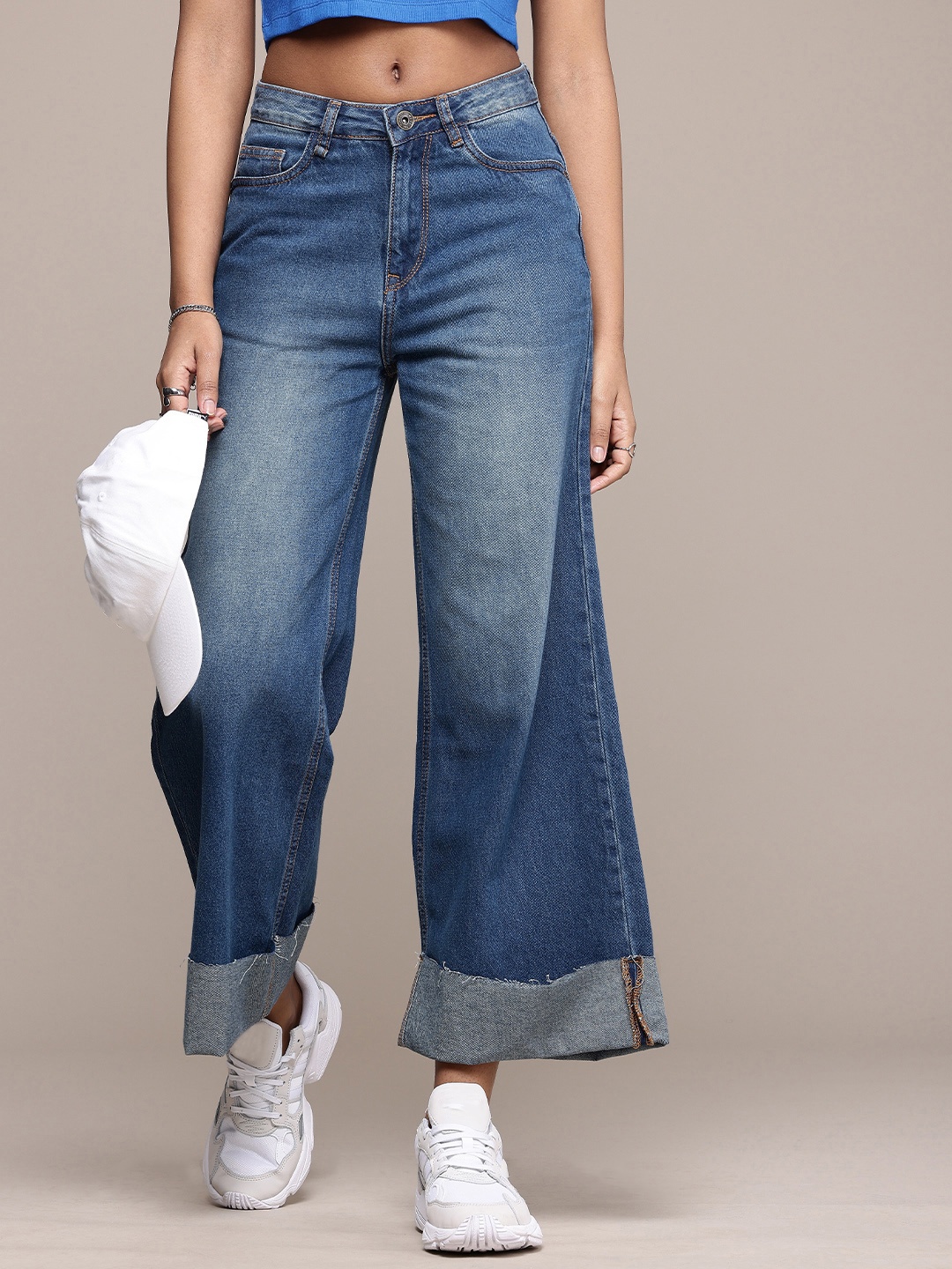 

The Roadster Life Co. Women Pure Cotton Wide Leg High Rise Light Fade Jeans, Blue