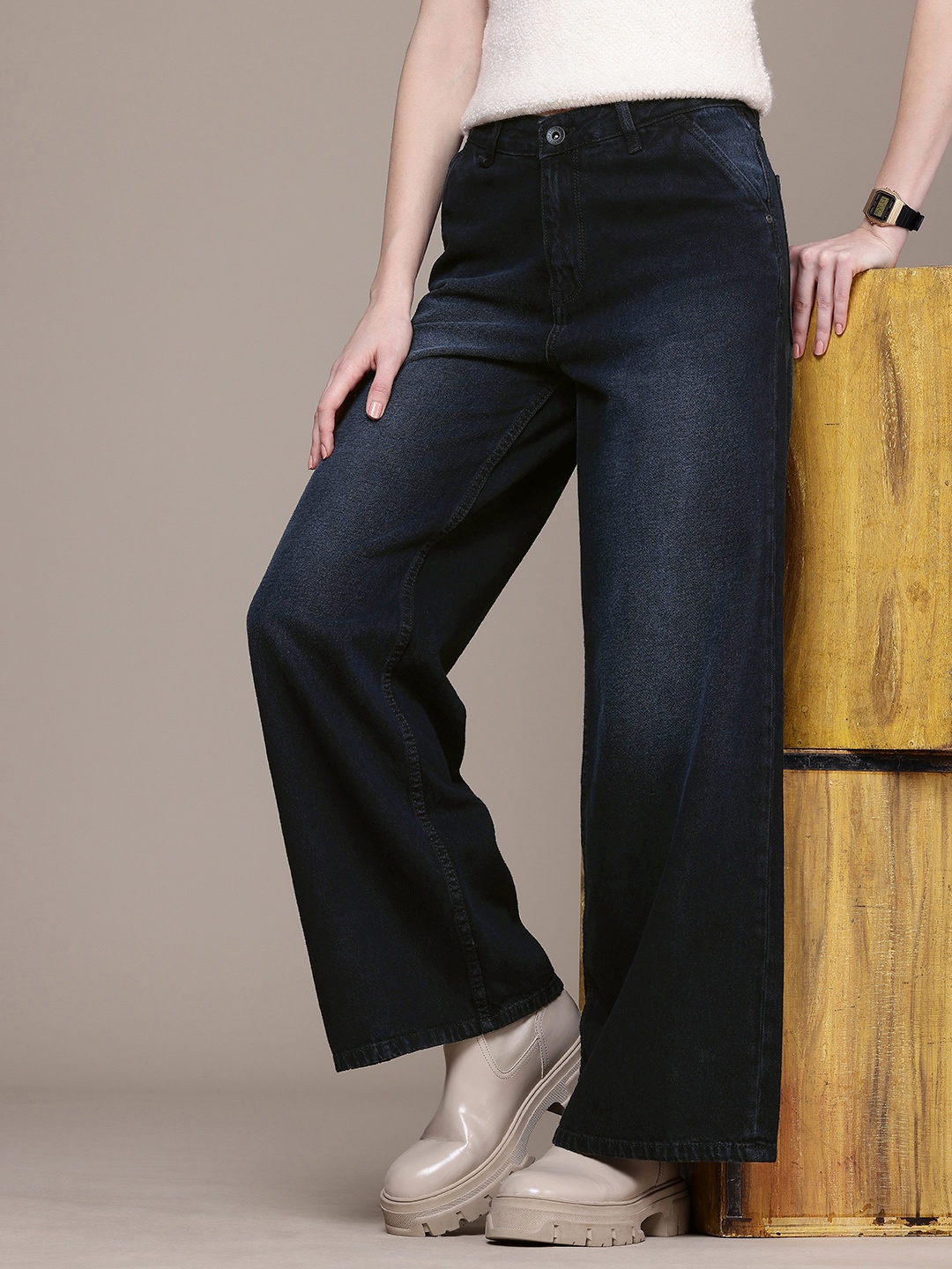 

The Roadster Life Co. Women Wide Leg High-Rise Light Fade Pure Cotton Jeans, Blue