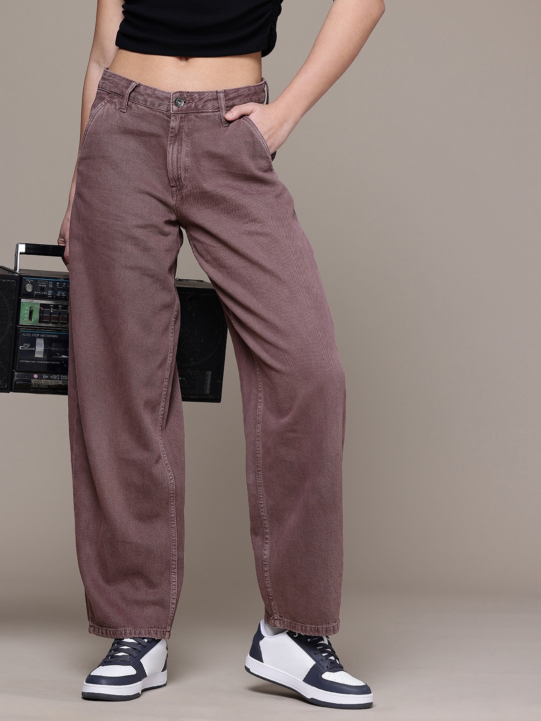 

The Roadster Life Co. Women Pure Cotton Skater Fit Jeans, Mauve