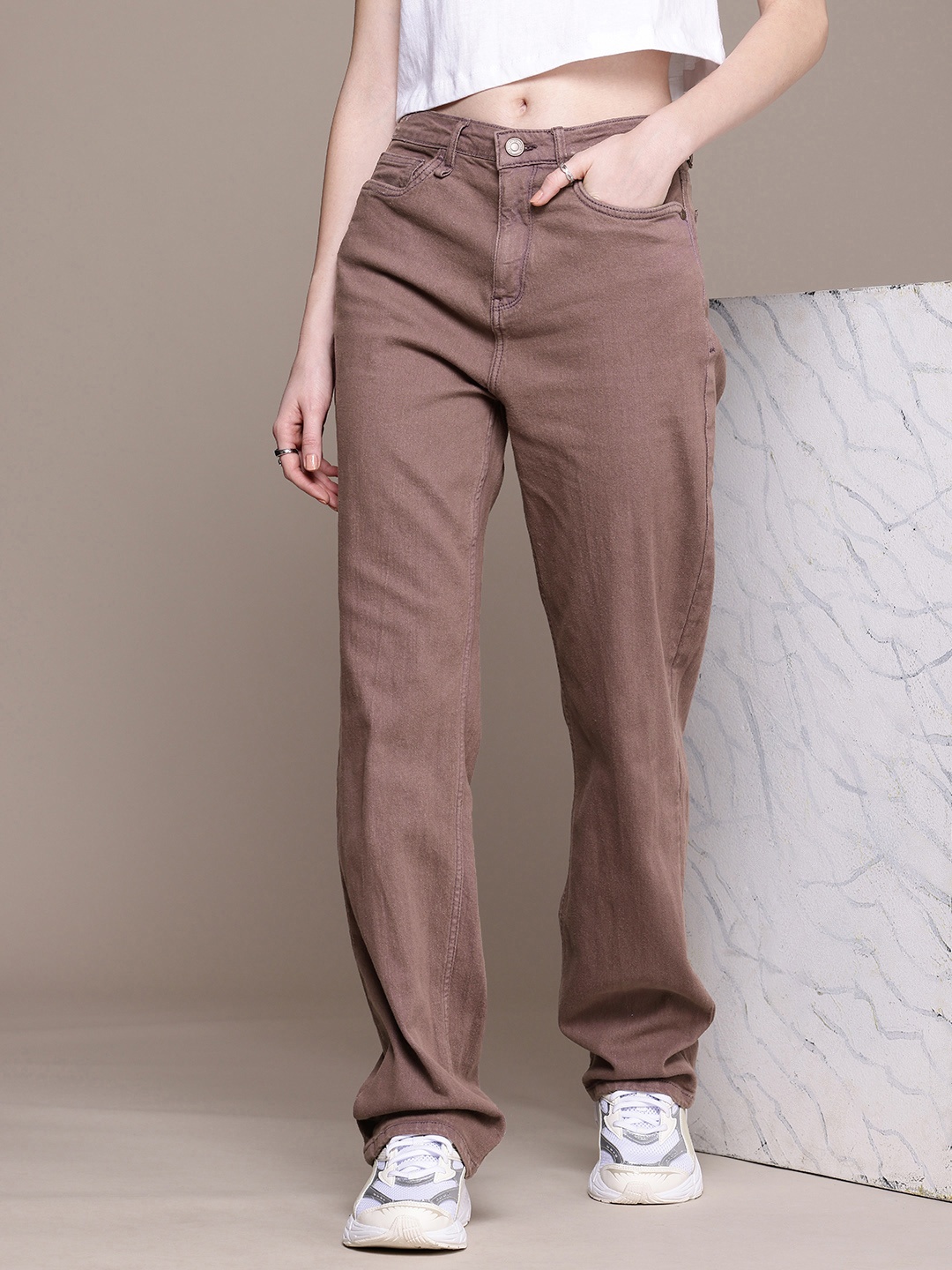 

The Roadster Life Co. Women Straight Fit High-Rise Stretchable Jeans, Mauve