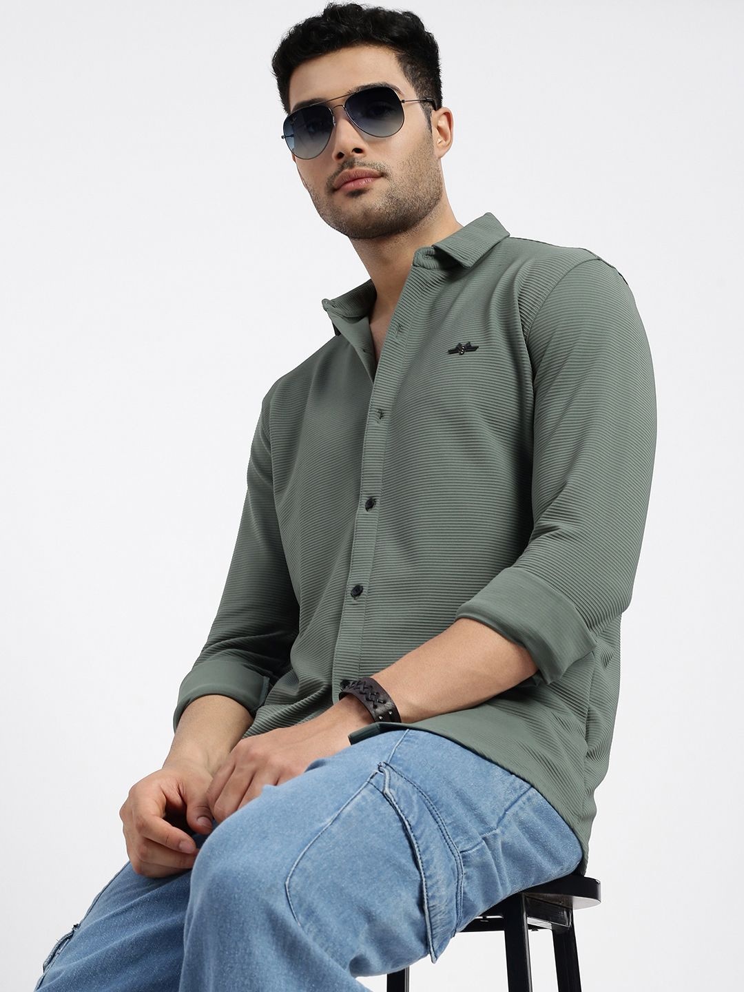 

SHOWOFF Men Comfort Spread Collar Solid Elastane Slim Fit Casual Shirt, Green