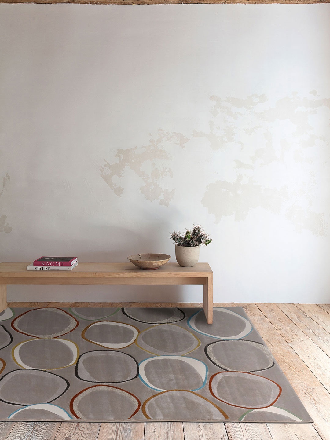 

DDecor Beige & White Geometric Printed Anti-Skid Carpet
