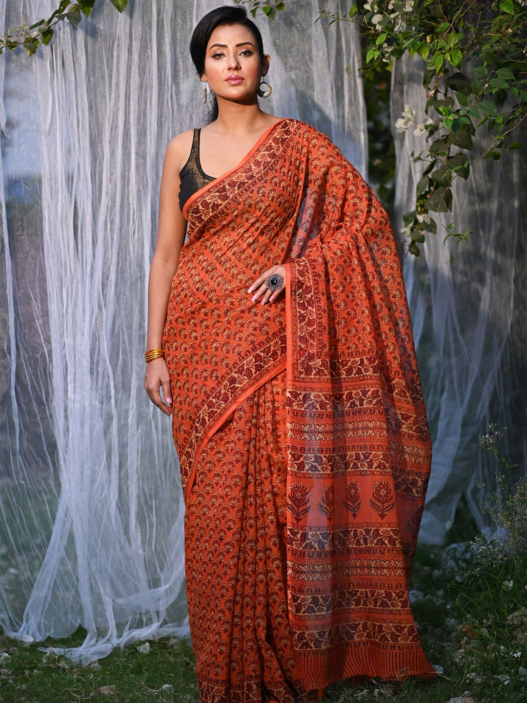 

Unnati Silks Ethnic Motifs Printed Kota Saree, Orange