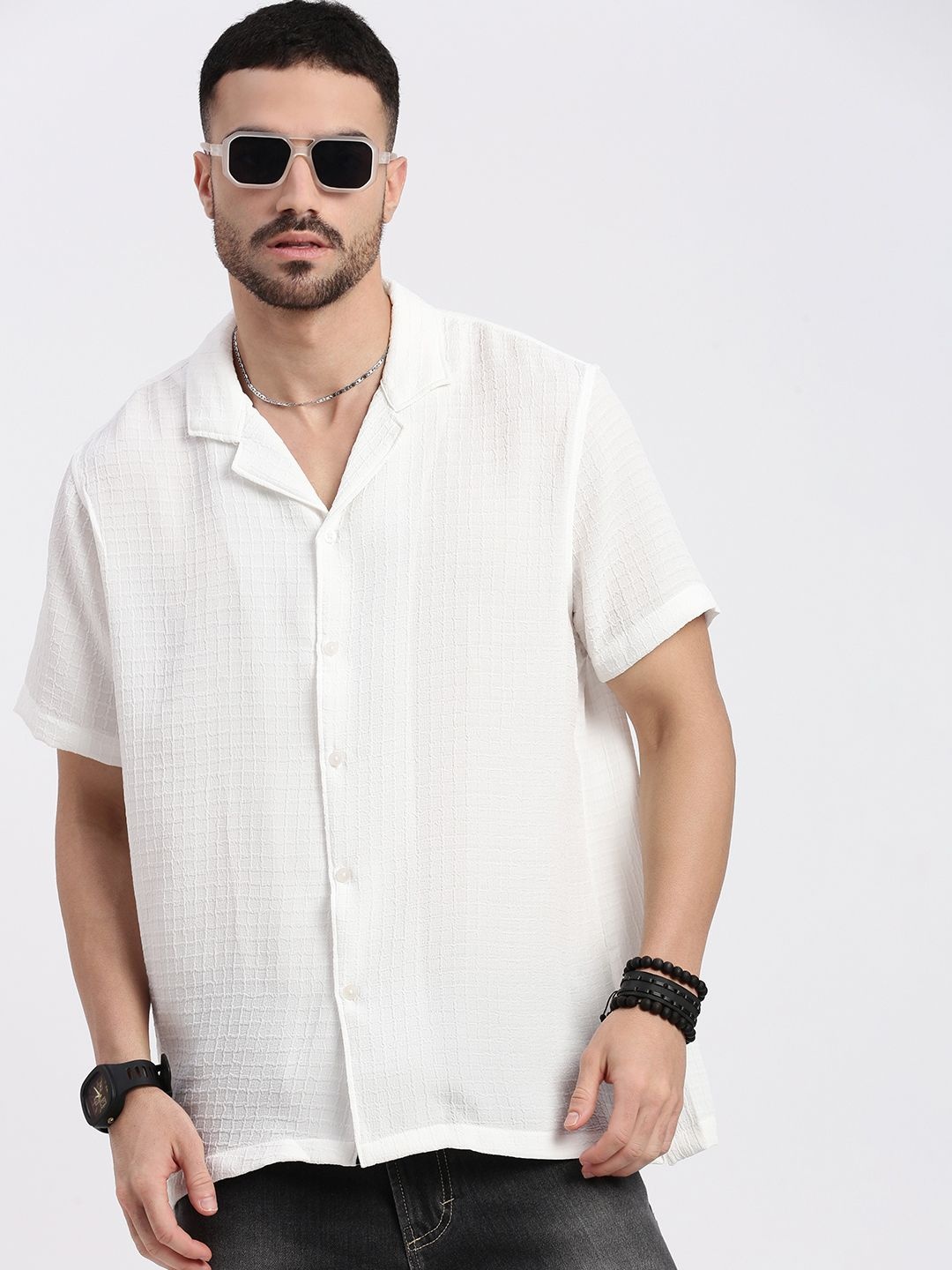 

SHOWOFF Men Comfort Cuban Collar Solid Crepe Relaxed Fit Casual Shirt, White