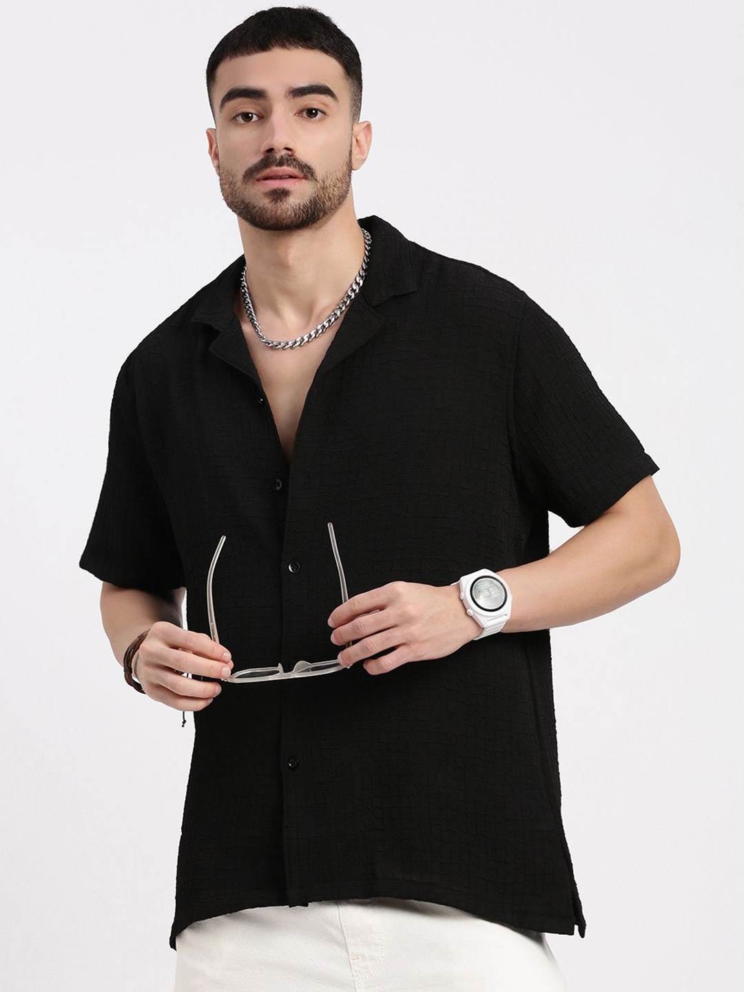 

SHOWOFF Men Comfort Cuban Collar Solid Crepe Relaxed Fit Casual Shirt, Black