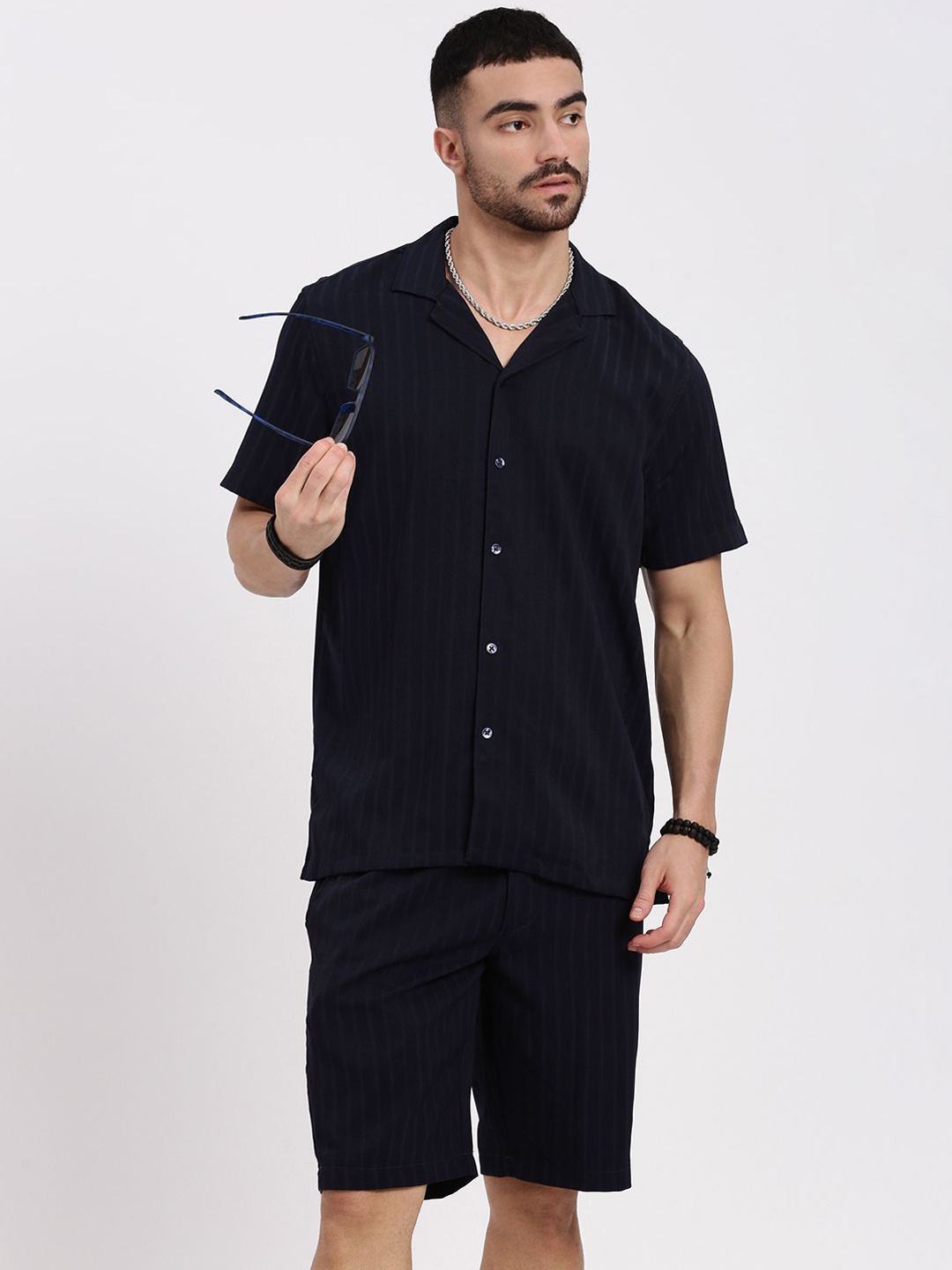 

SHOWOFF Cuban Collar Short Sleeves Shirt With Short, Navy blue