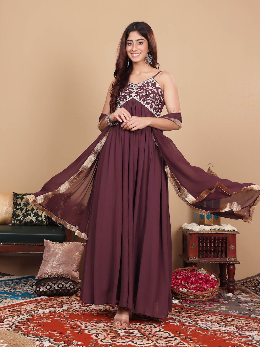 

Varanga Floral Embroidered Gotta Patti Georgette Anarkali Kurta, Magenta