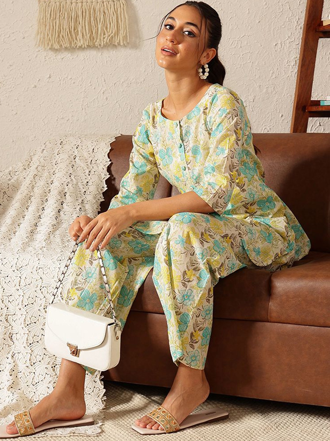 

Ginni Arora Label Printed Tunic With Palazoo, Blue
