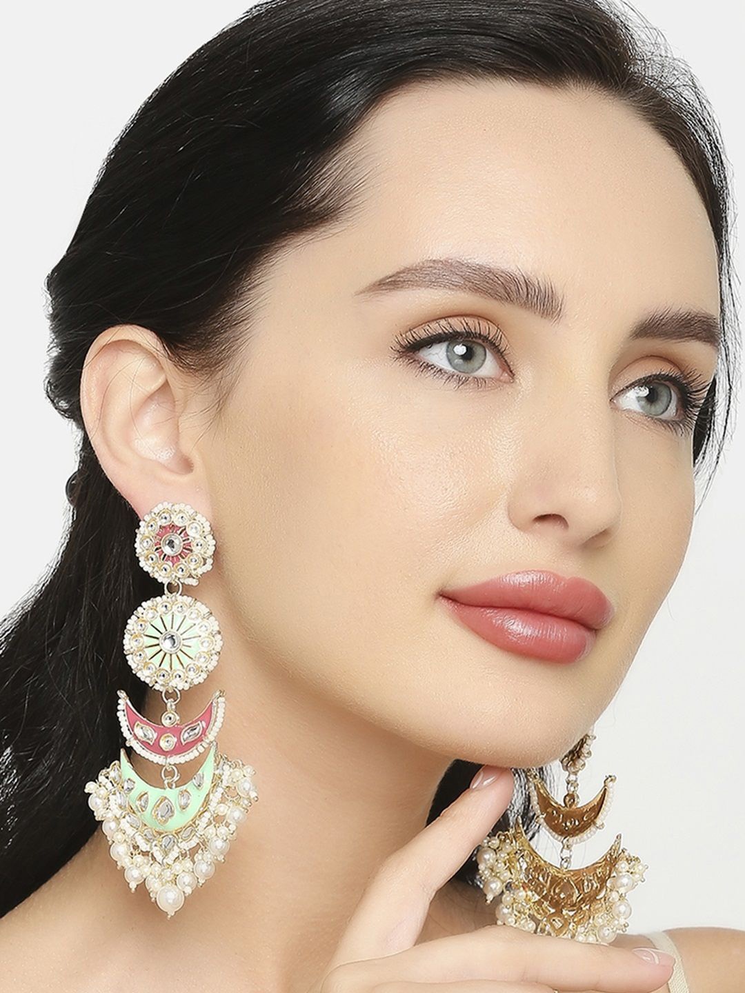 

OOMPH Floral Gold-Plated Kundan Drop Earrings, Green