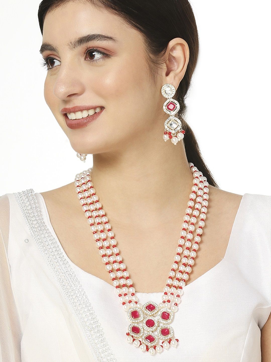 

OOMPH Kundan Stones Studded & Beaded Layered Jewellery Set, Gold