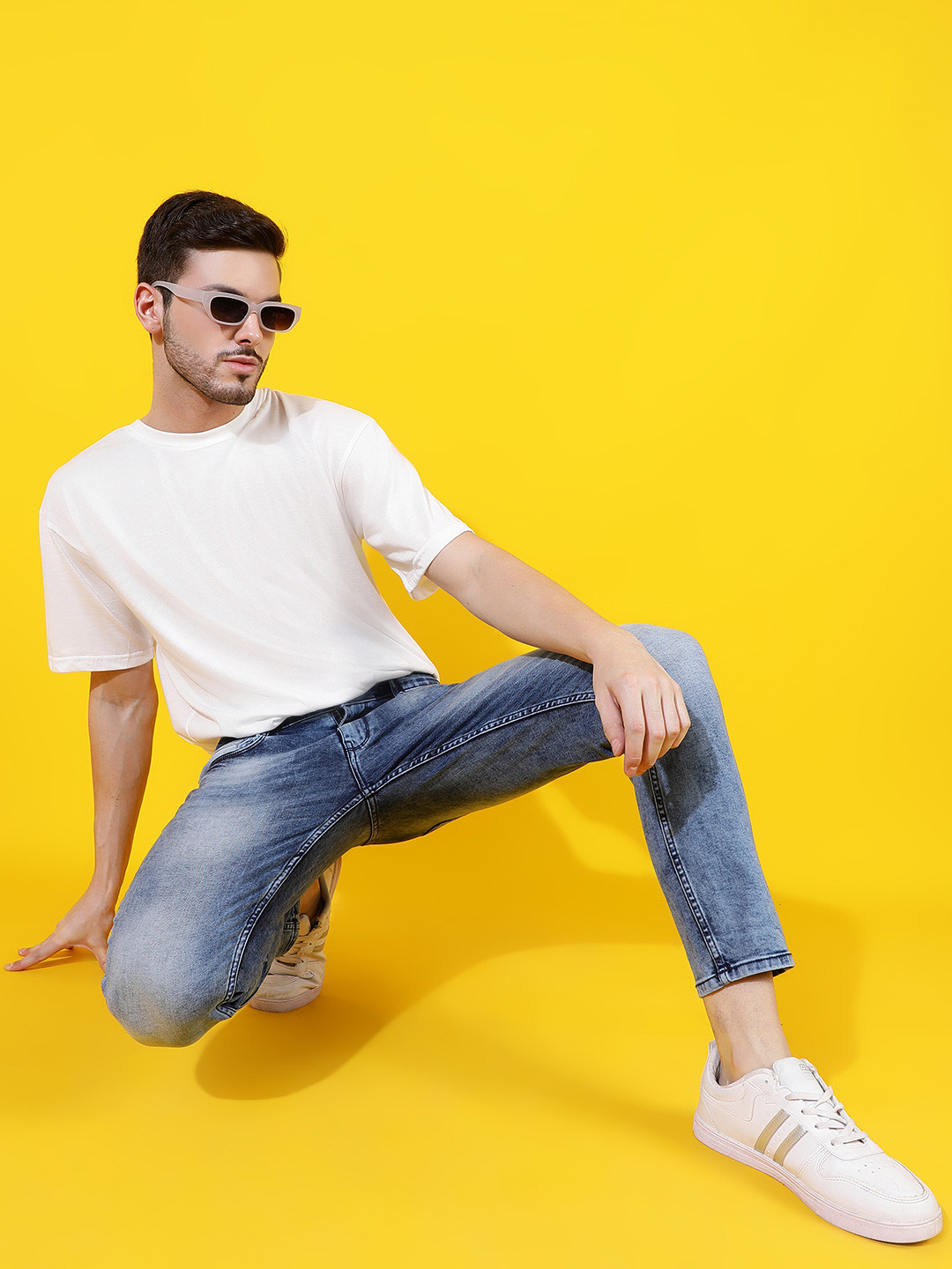 

Belliskey Men Skinny Fit Light Fade Jeans, Blue