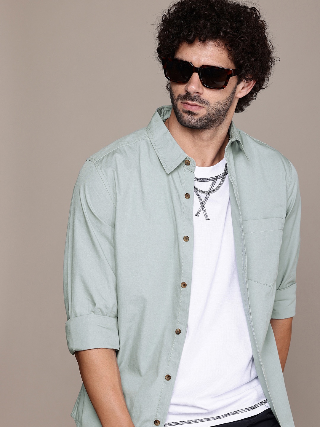 

The Roadster Lifestyle Co. Solid Pure Cotton Casual Shirt, Sea green