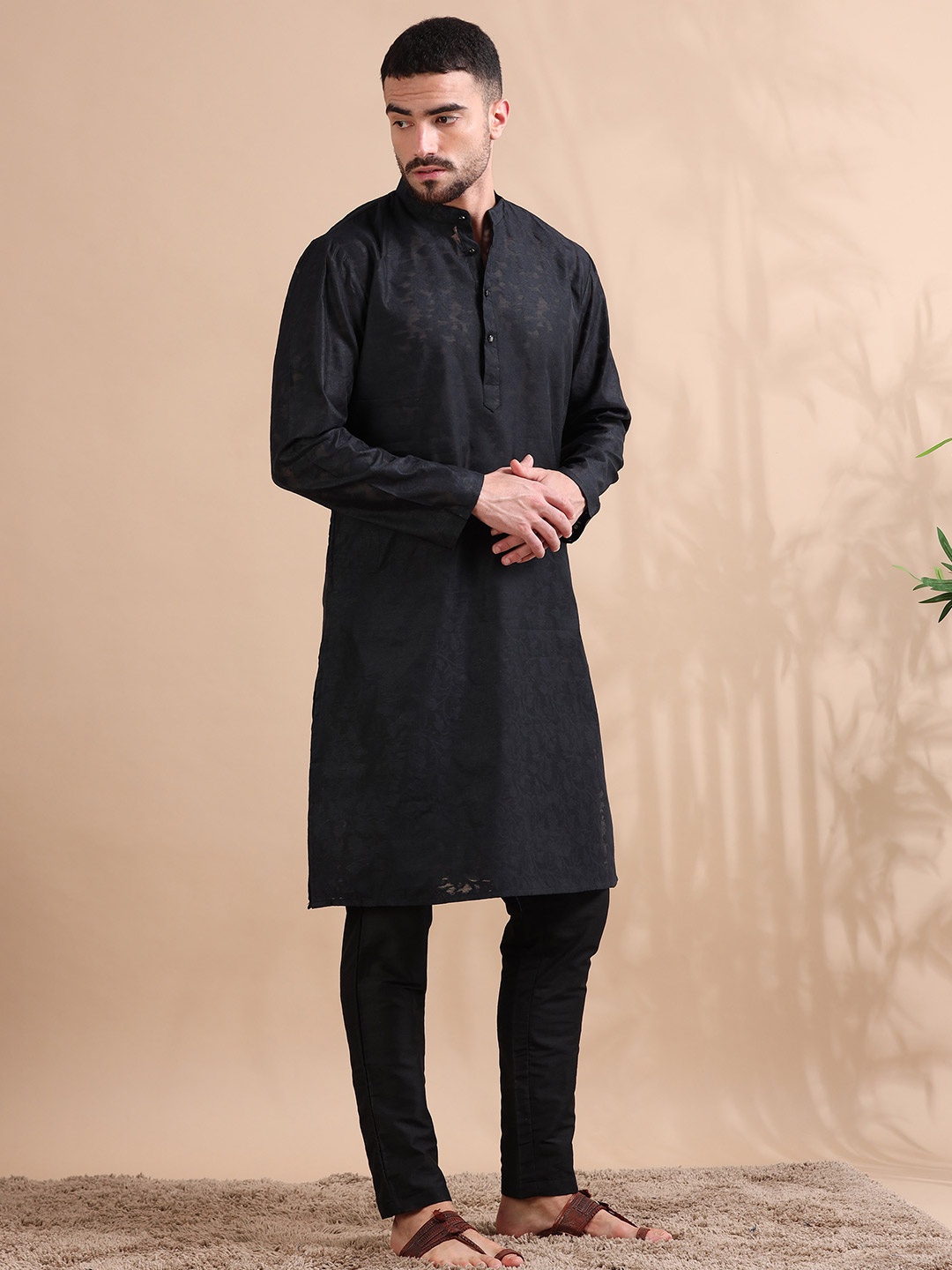 

FILORI Men Leaf Woven Design Cotton Jacquard Long Kurta, Black