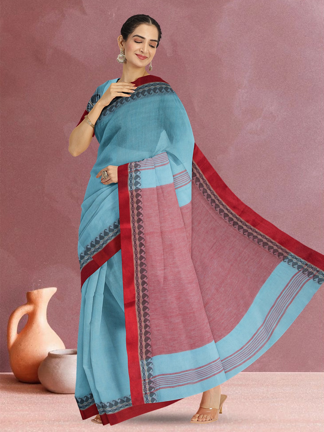 

Avishya Kalamkari Printed Pure Cotton Taant Saree, Blue