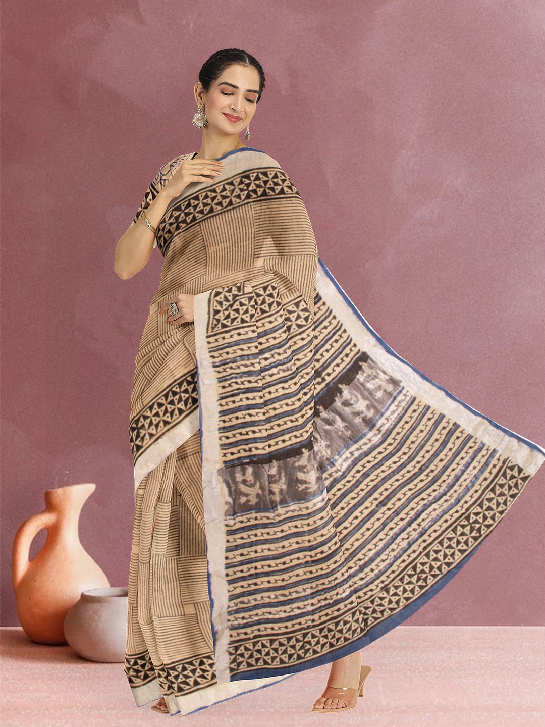 

Avishya Woven Design Pure Cotton Saree, Beige