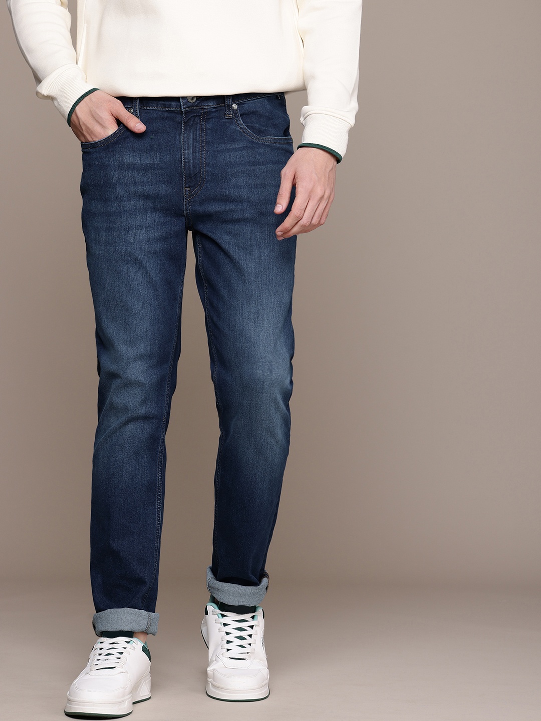 

Nautica Men Slim Fit Light Fade Stretchable Jeans, Blue