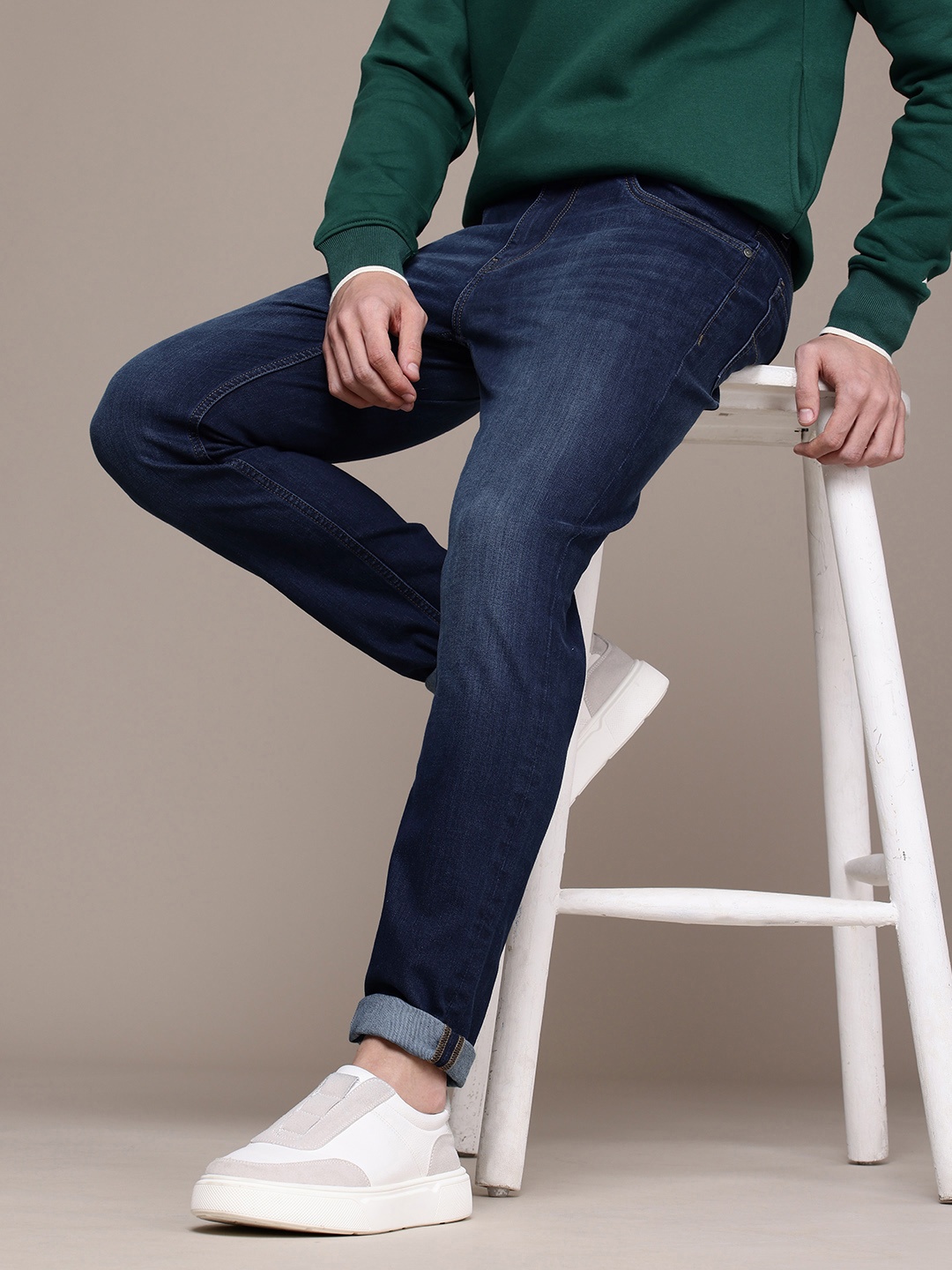 

Nautica Men Slim Fit Light Fade Stretchable Jeans, Navy blue