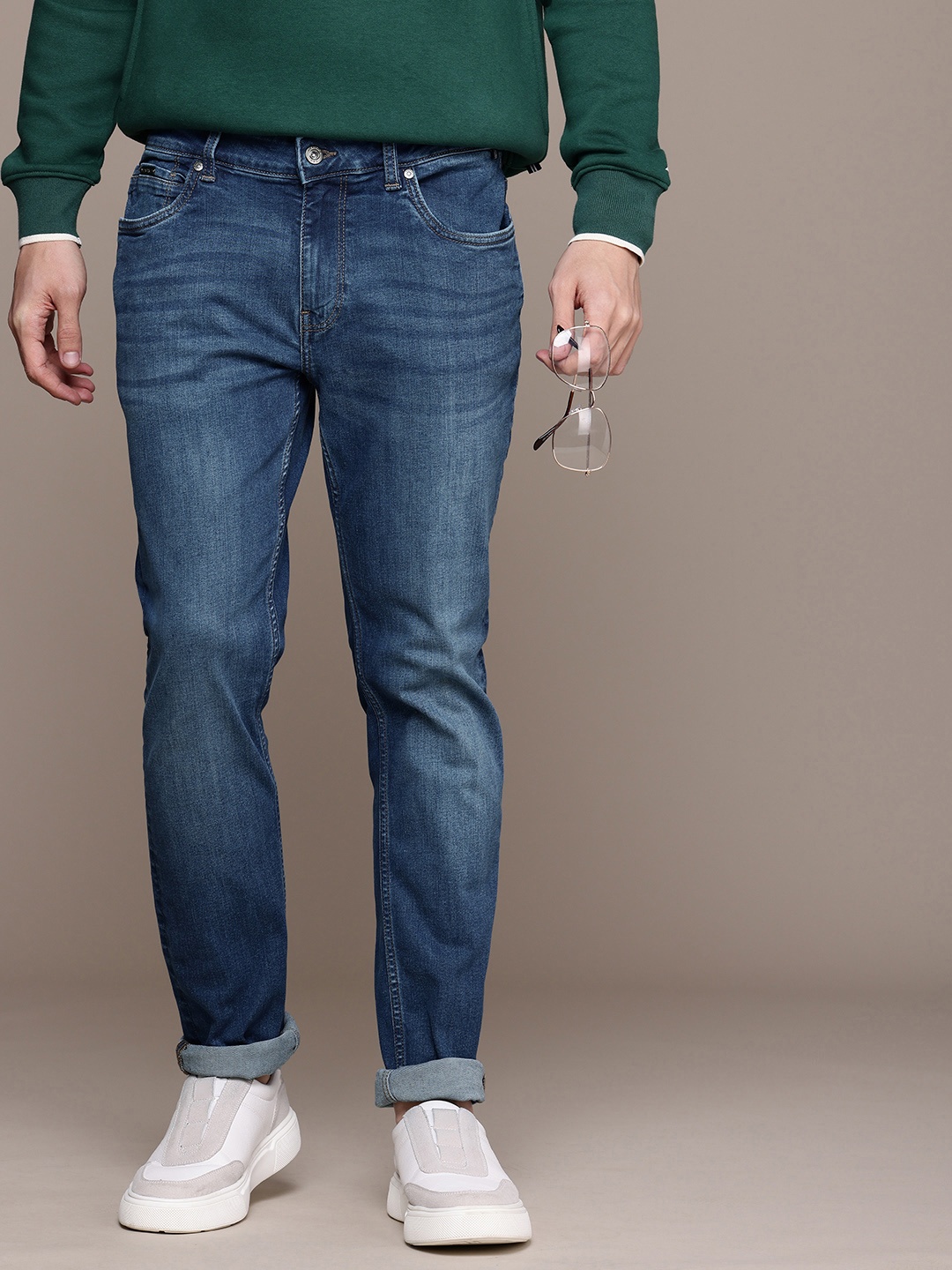 

Nautica Men Slim Fit Light Fade Stretchable Jeans, Blue