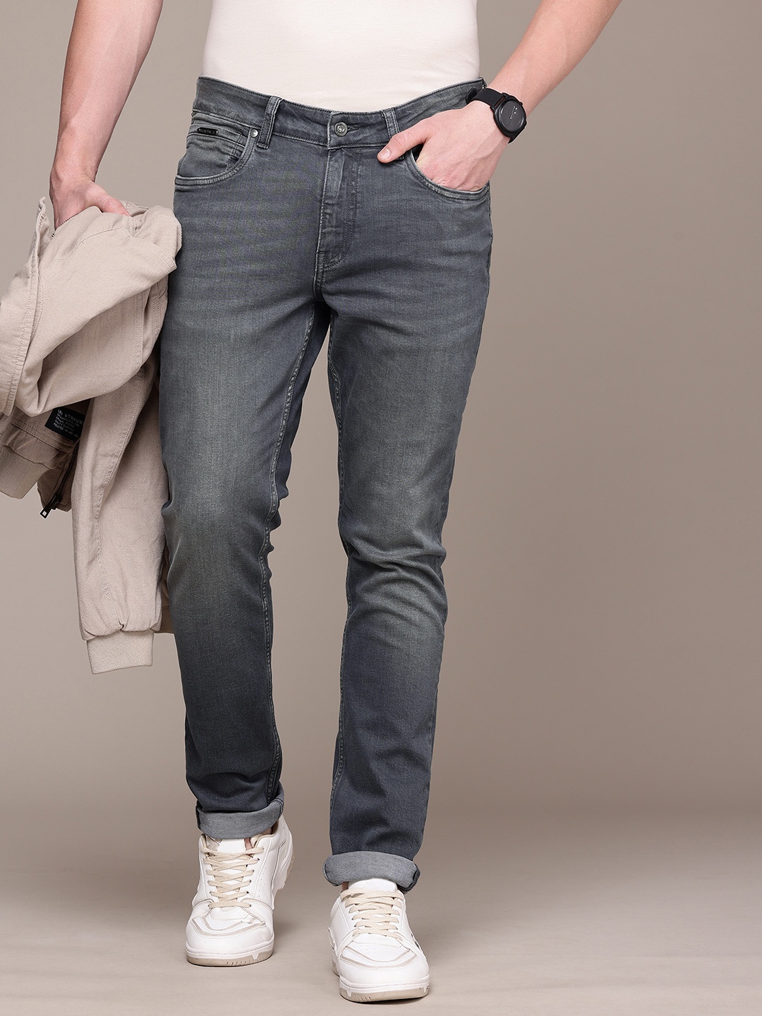 

Nautica Men Slim Fit Light Fade Stretchable Jeans, Grey