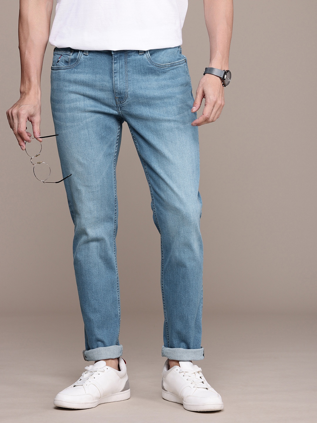 

Nautica Men Slim Fit Light Fade Stretchable Jeans, Blue