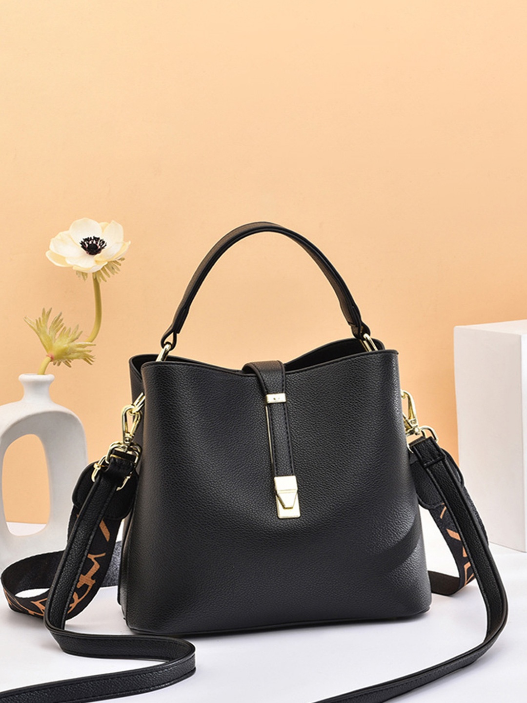 

Angeline Structured PU Handheld Bag, Black