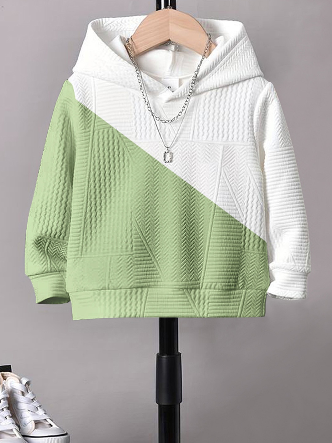 

Emblica Unisex Kids Printed Hooded Sweatshirt, Sea green