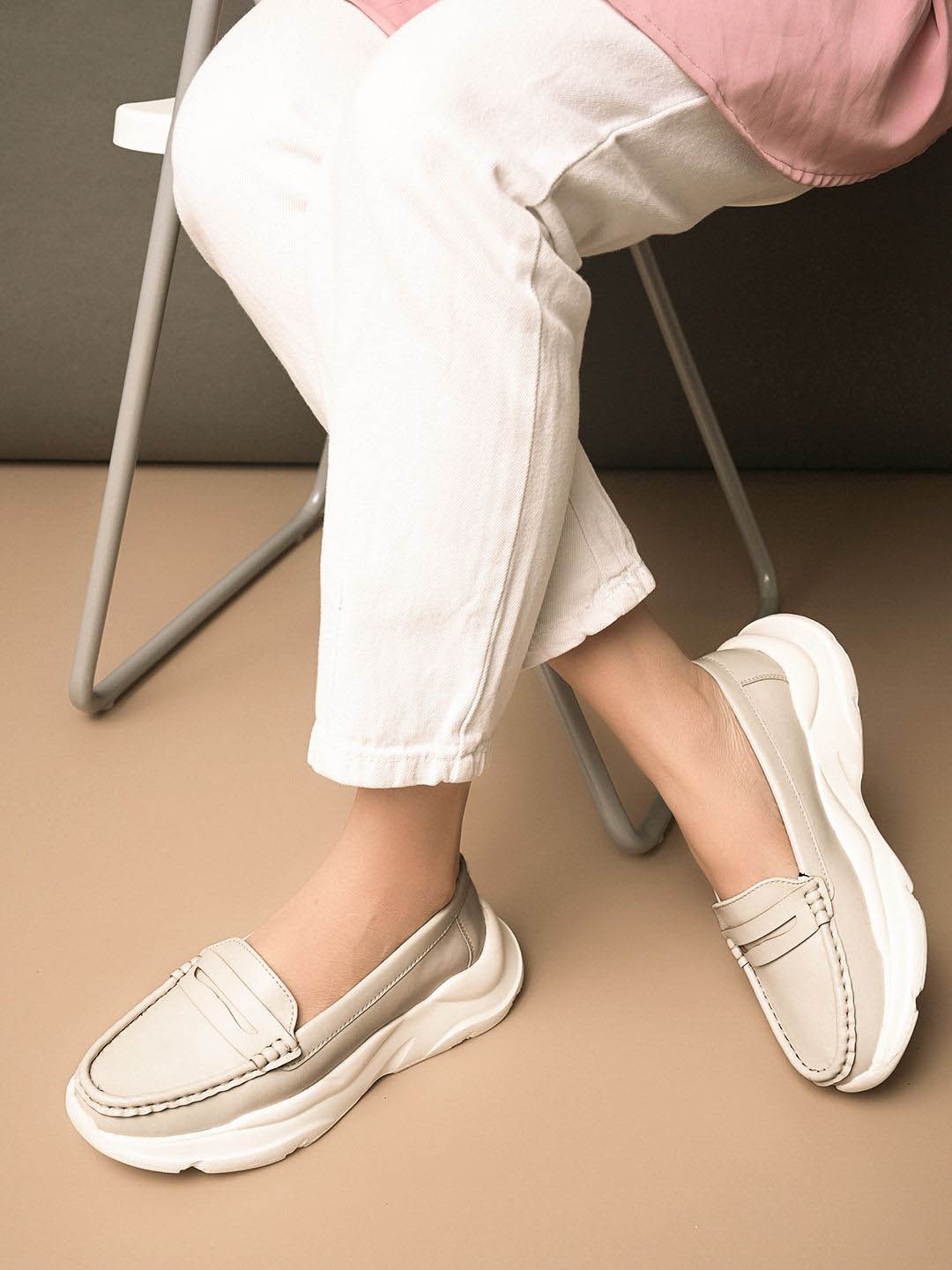 

The Roadster Lifestyle Co Women Light Weighted Casual Sneakers, Beige