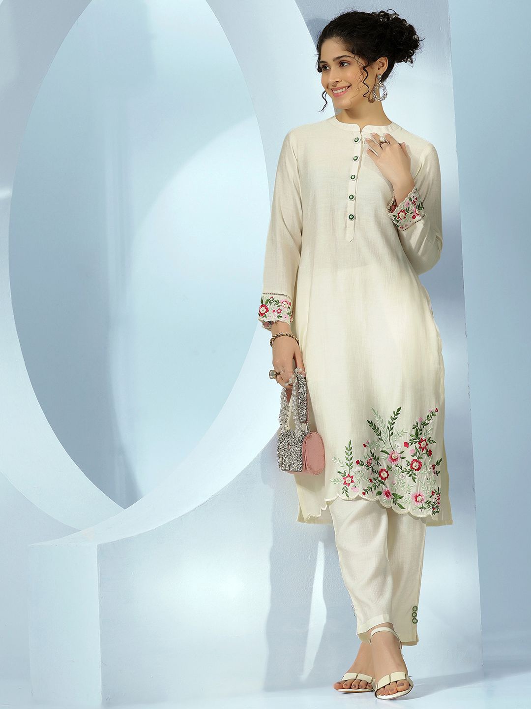 

Libas Women Floral Embroidered Regular Beads and Stones Kurta with Trousers, White