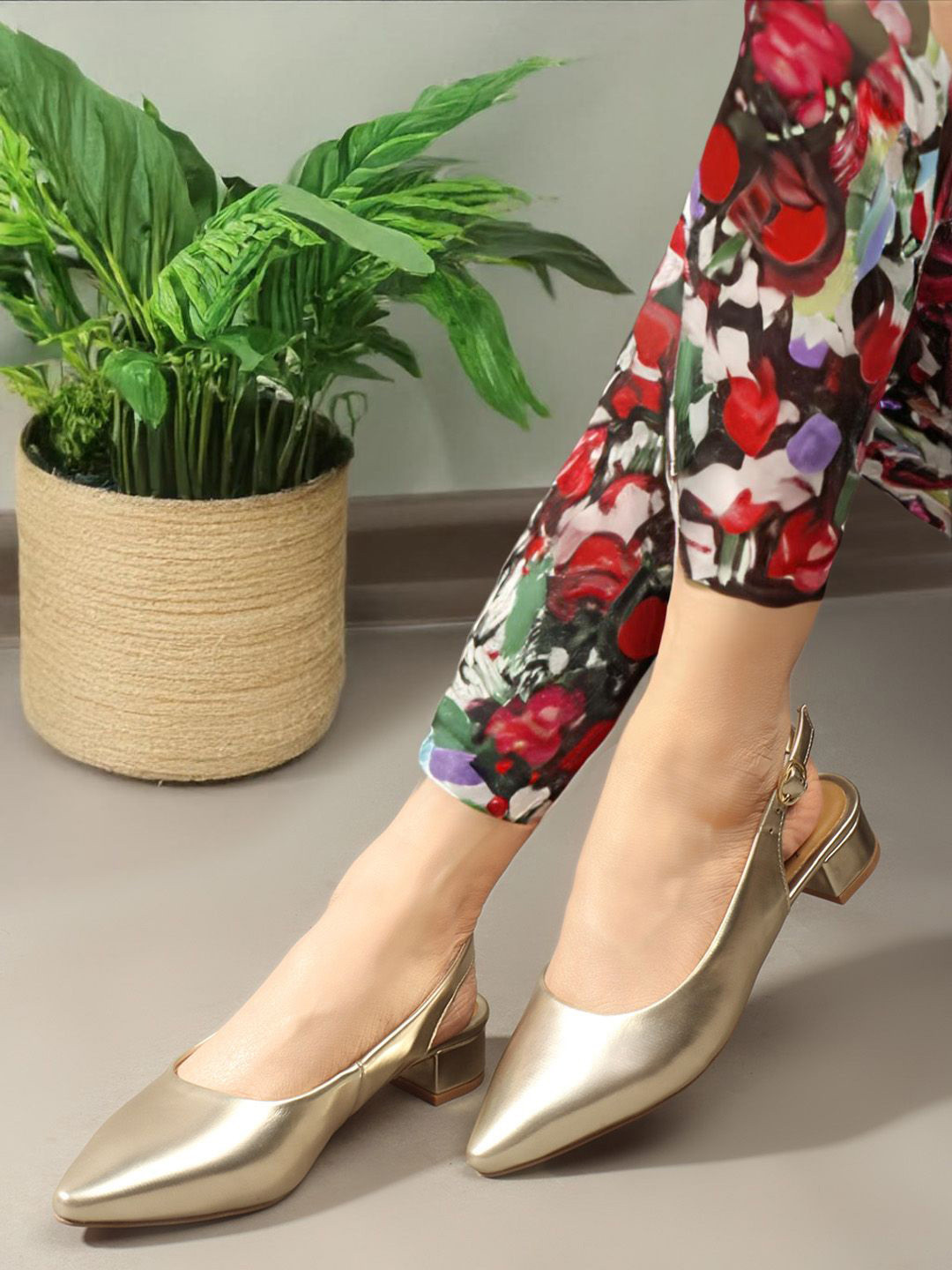 

Carlton London Block Sandals with Buckles, Gold