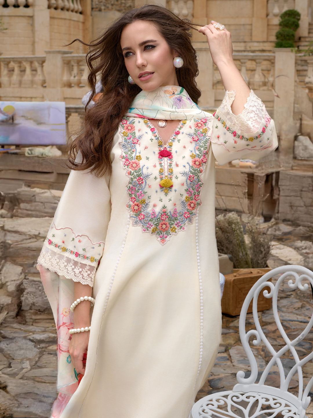 

Indo Era Floral Embroidered Kurta With Trousers & Dupatta, Off white