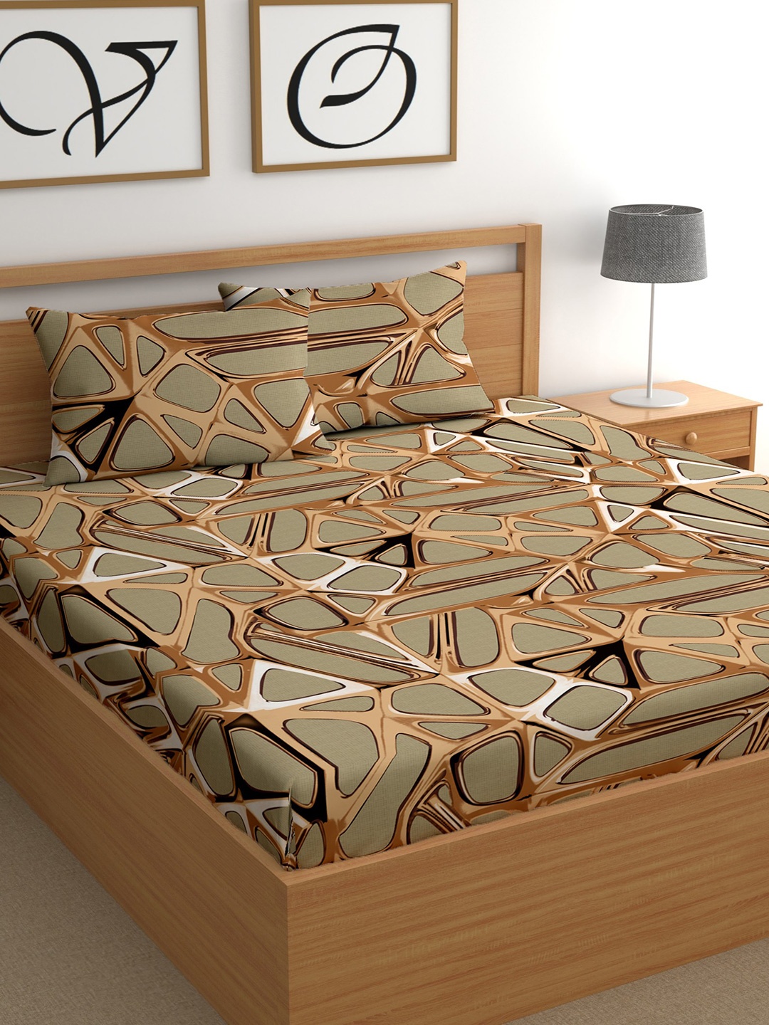 

CG HOMES Beige & Green Geometric Cotton 180 TC Queen Bedsheet with 2 Pillow Covers