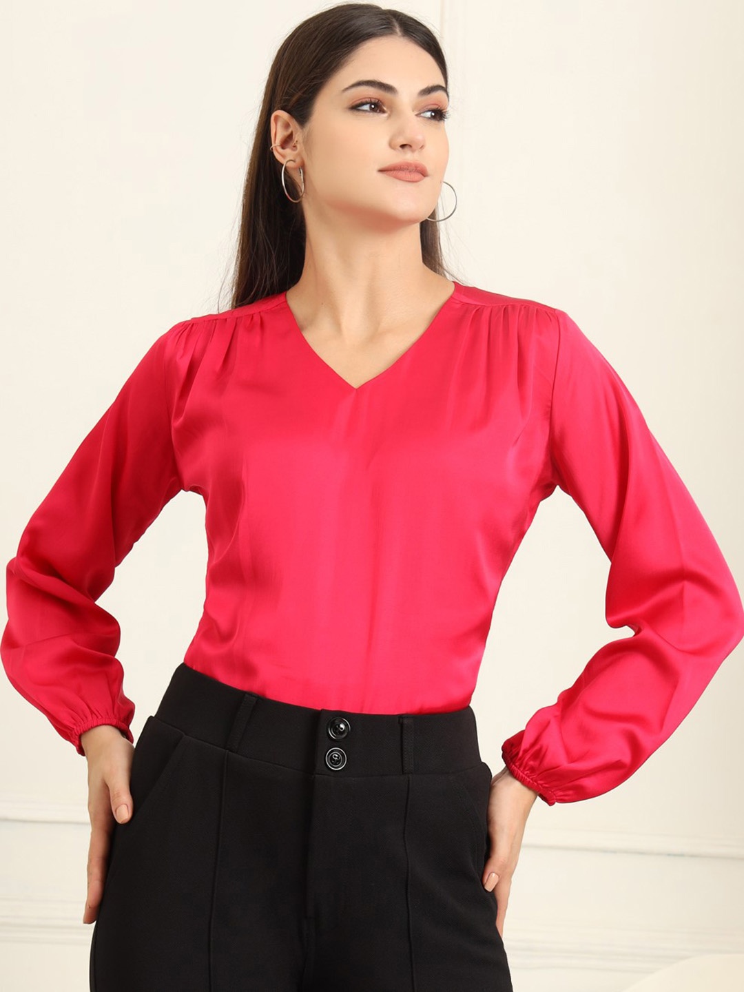 

FITHUB Women Solid V-Neck Top, Pink