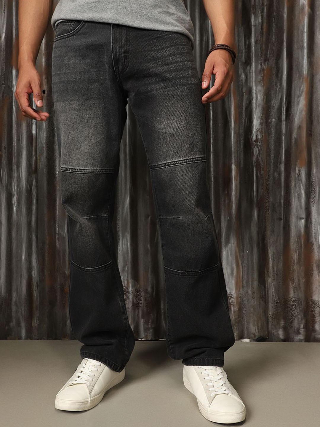 

High Star Men straight Tapered Fit Biker Detail Light Fade Jeans, Black